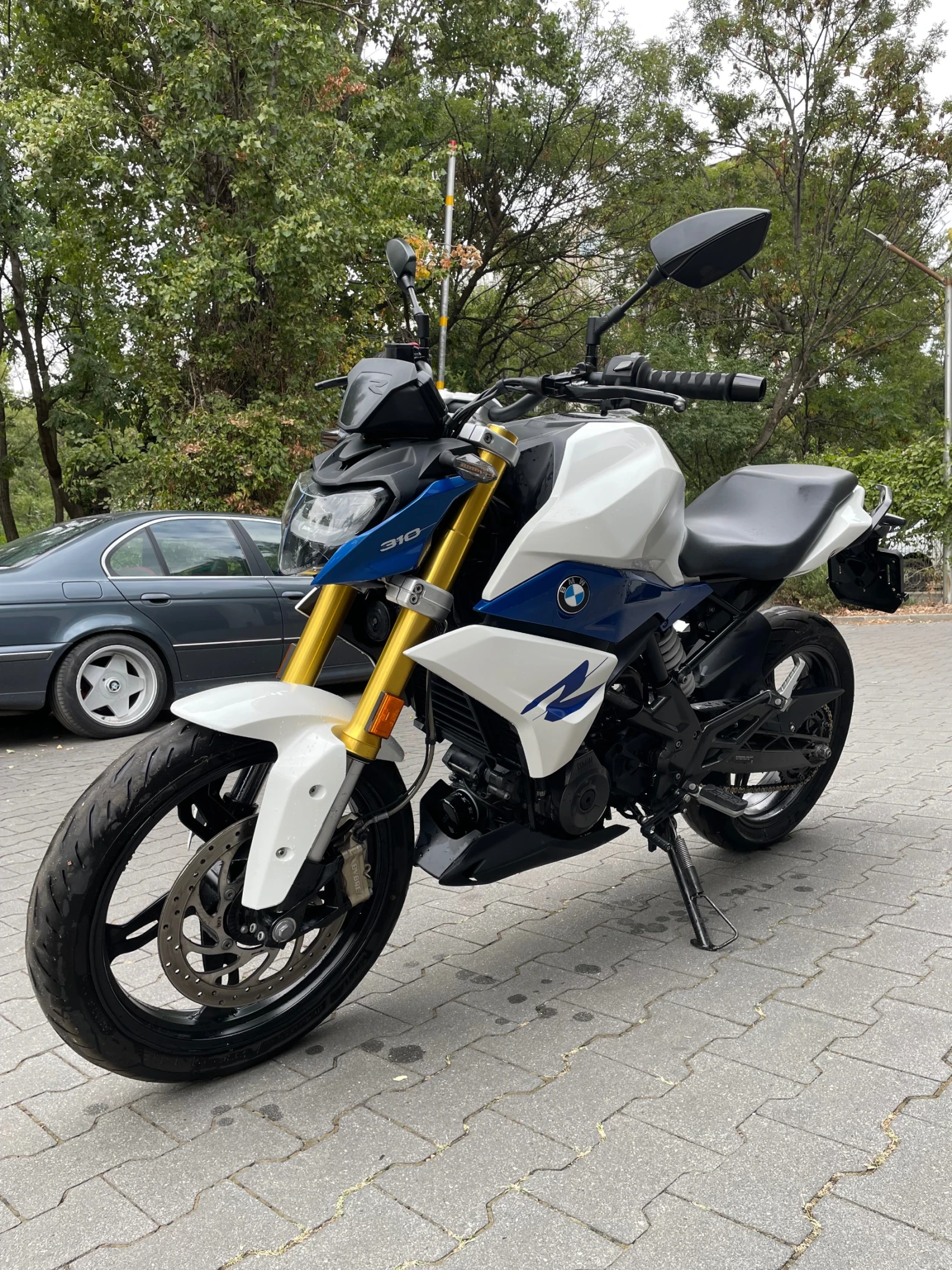 BMW G G310R/КАТО НОВ/ПЪЛНА ИСТОРИЯ/ ОБСЛУЖЕН, снимка 2 - Мотоциклети и мототехника - 56084676