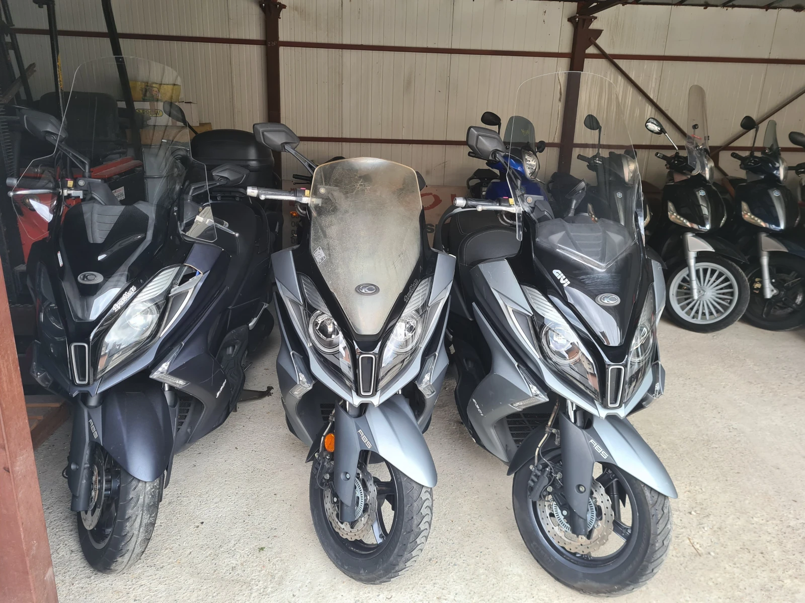 Honda Sh 300i ABS/TCS, снимка 9 - Мотоциклети и мототехника - 55631464
