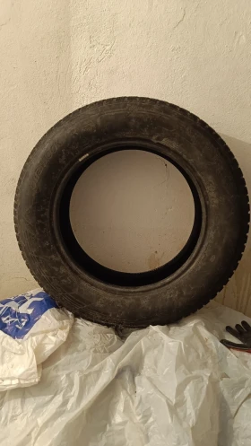 Гуми Зимни 225/65R17, снимка 7