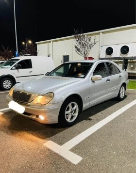  Mercedes-Benz C 220