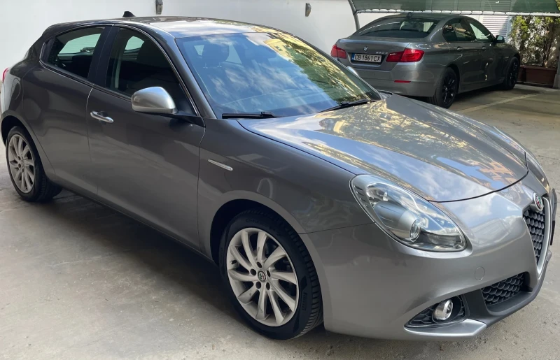 Alfa Romeo Giulietta 1.6JTDM-2    Обслужен!!!         Всичко платено!!!, снимка 2 - Автомобили и джипове - 47742063