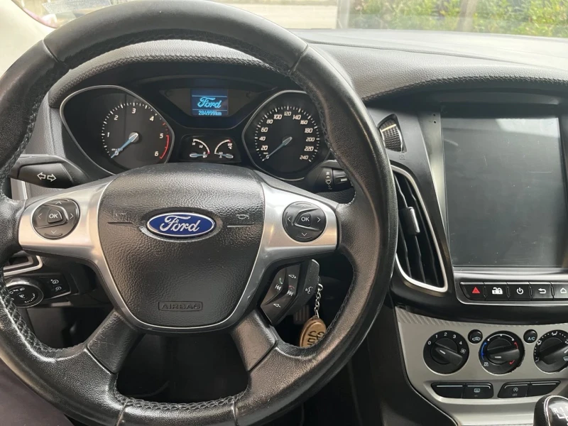 Ford Focus 1.6 TDCI, снимка 8 - Автомобили и джипове - 47087750