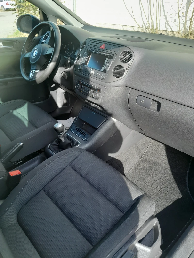 VW Golf Plus 1.6Tdi Klima, снимка 5 - Автомобили и джипове - 48144936