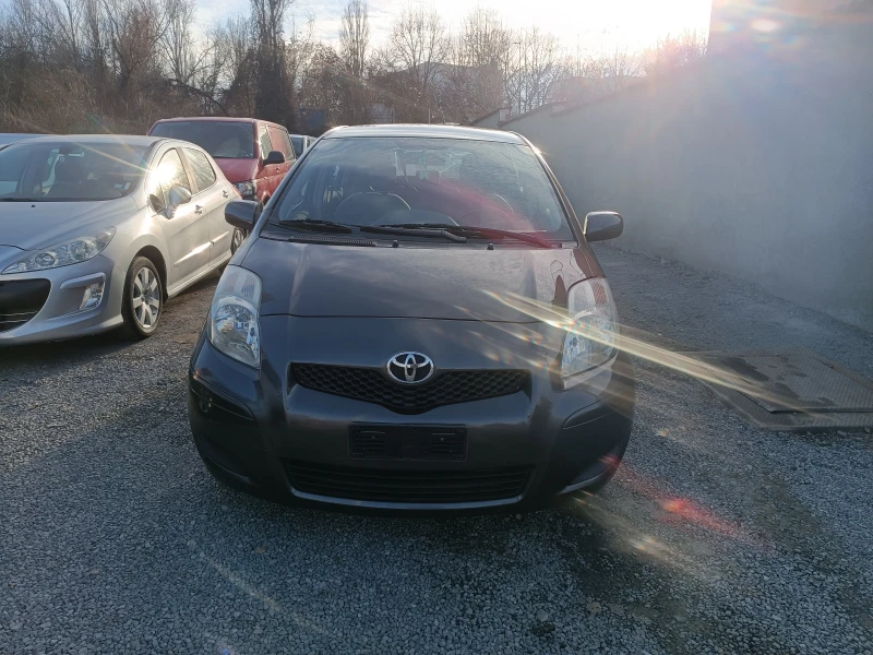 Toyota Yaris 1.4 D4D/90k.s-6скорости, снимка 8 - Автомобили и джипове - 49104930