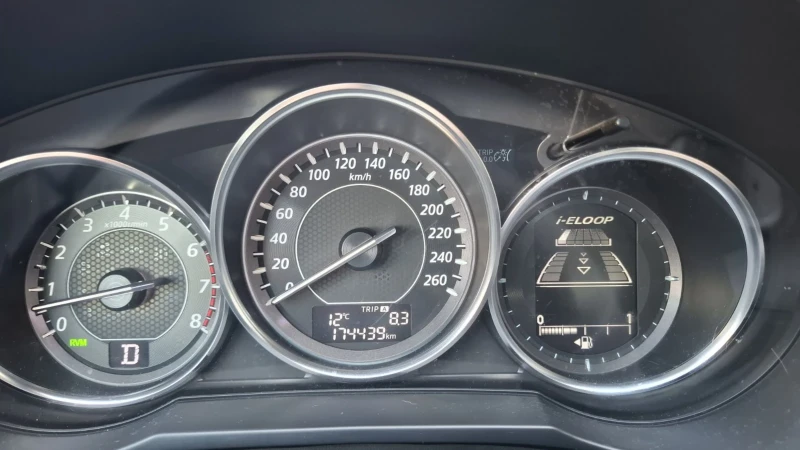 Mazda 6 2.5 , снимка 11 - Автомобили и джипове - 49442497