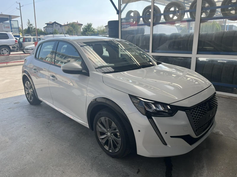 Peugeot 208, снимка 2 - Автомобили и джипове - 52539508