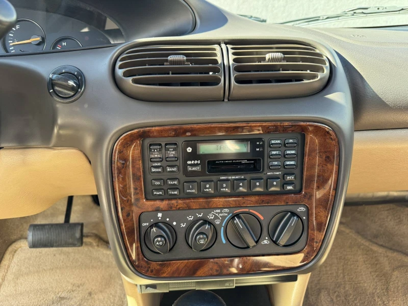 Chrysler Sebring 2.5 V6 CONVERTIBLE, снимка 13 - Автомобили и джипове - 52422157