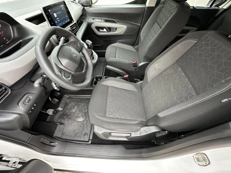Peugeot Rifter 1.5HDI* TOP* 10.03.2019* 181900km, снимка 8 - Автомобили и джипове - 52511947