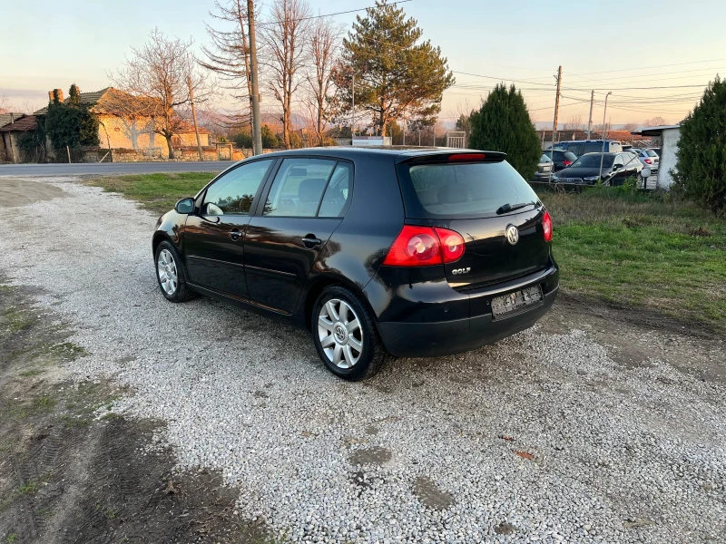 VW Golf 1.6 - 102 к.с. , снимка 12 - Автомобили и джипове - 52916343