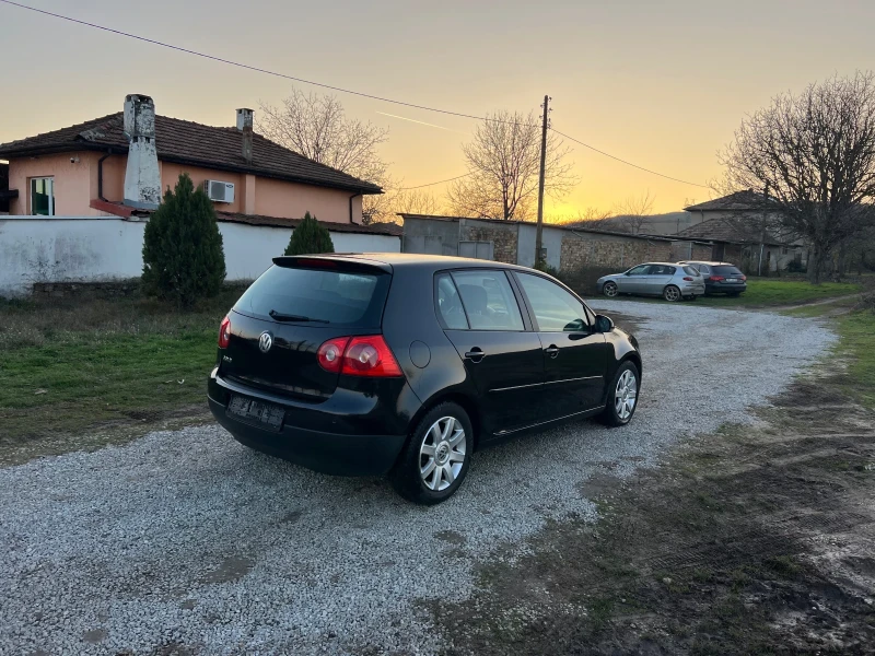 VW Golf 1.6 - 102 к.с. , снимка 9 - Автомобили и джипове - 52916343