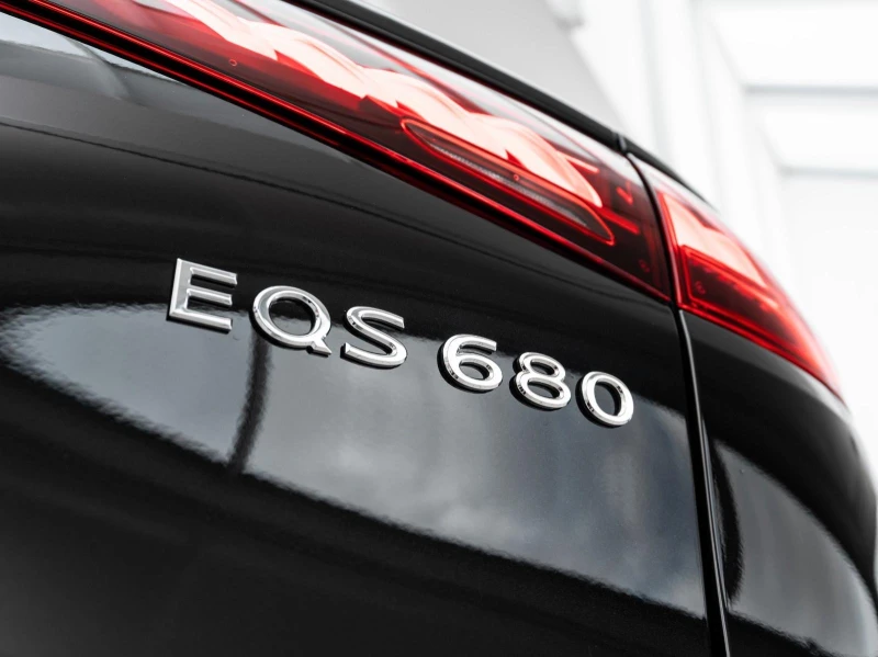 Mercedes-Benz EQS 680 SUV/MAYBACH/FIRST CLASS/BURM 4D/TV/PANO/, снимка 4 - Автомобили и джипове - 53008493