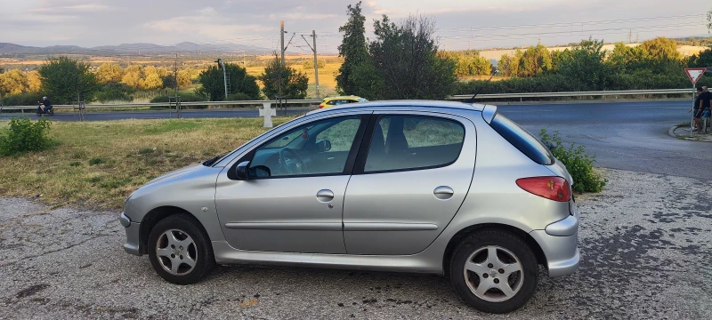 Peugeot 206, снимка 3 - Автомобили и джипове - 53270106