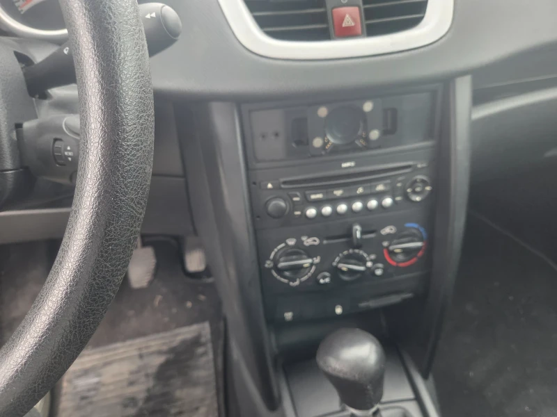 Peugeot 207, снимка 6 - Автомобили и джипове - 53293160