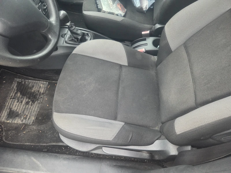 Peugeot 207, снимка 4 - Автомобили и джипове - 53293160