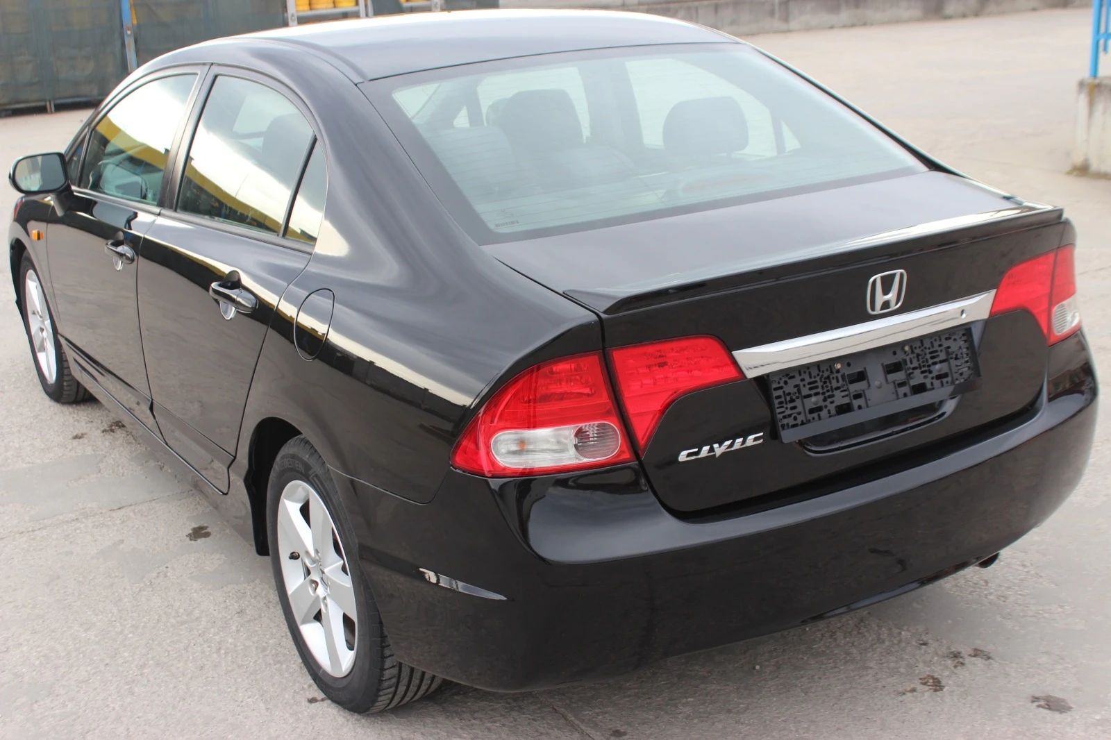 Honda Civic 1.8i 140к.с. АВТОМАТ, УНИКАТ, Швейцария - изображение 7