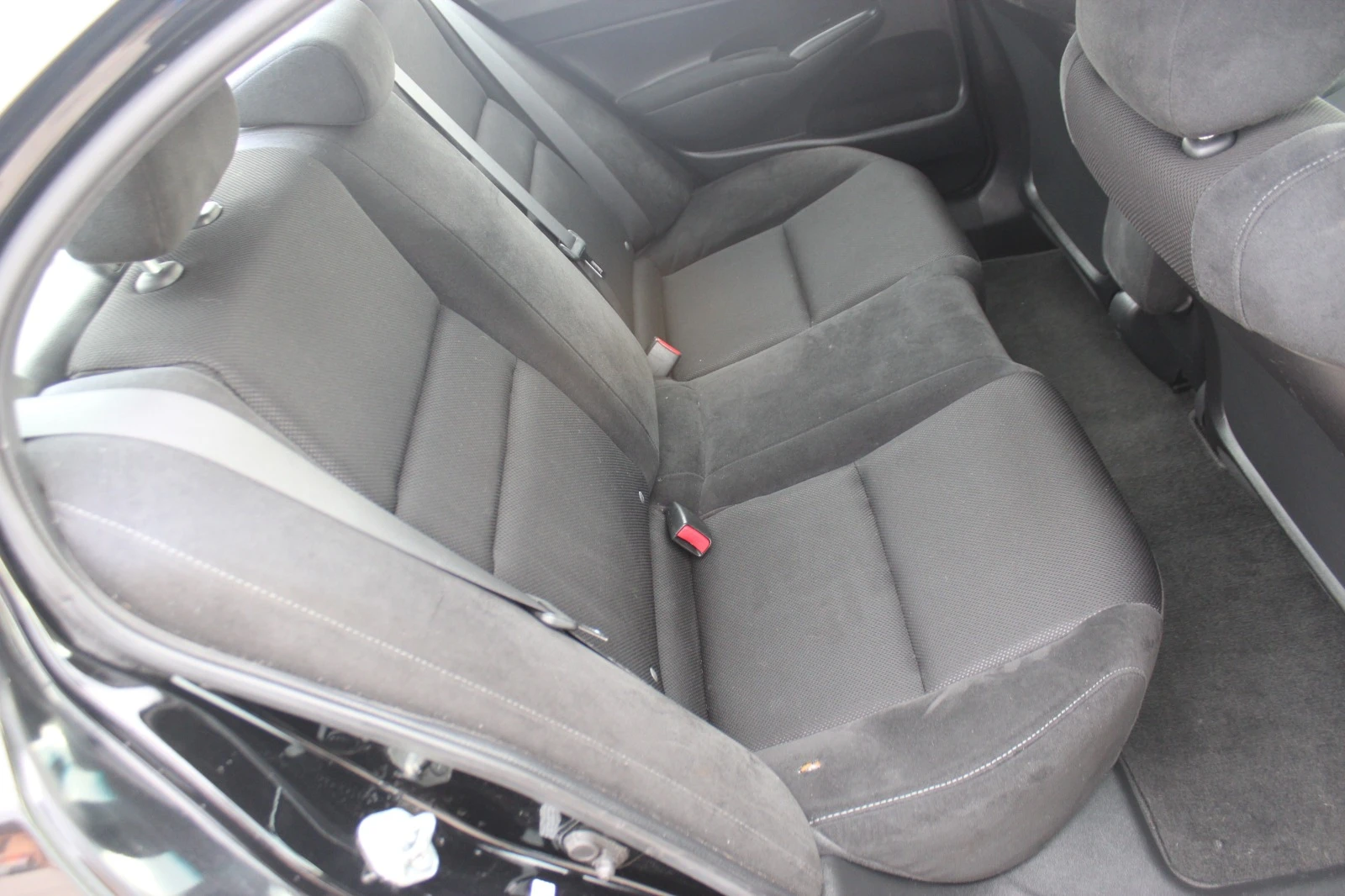 Honda Civic 1.8i 140к.с. АВТОМАТ, УНИКАТ, Швейцария | Mobile.bg — изображение 14