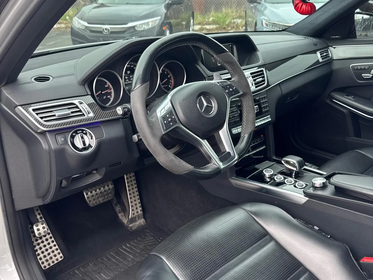 Mercedes-Benz E 63 AMG S CARFAX АВТО КРЕДИТ  - изображение 6