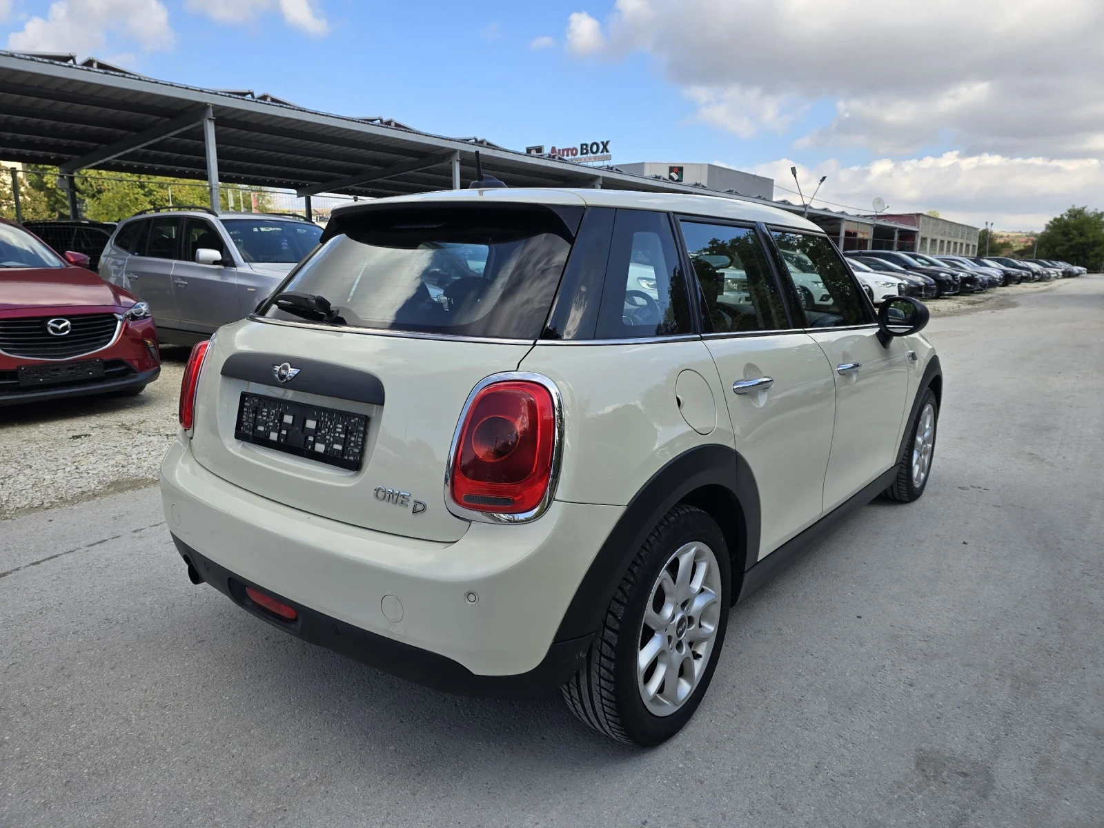 Mini D one 1.5d 95к.с Топ състояние  - изображение 4