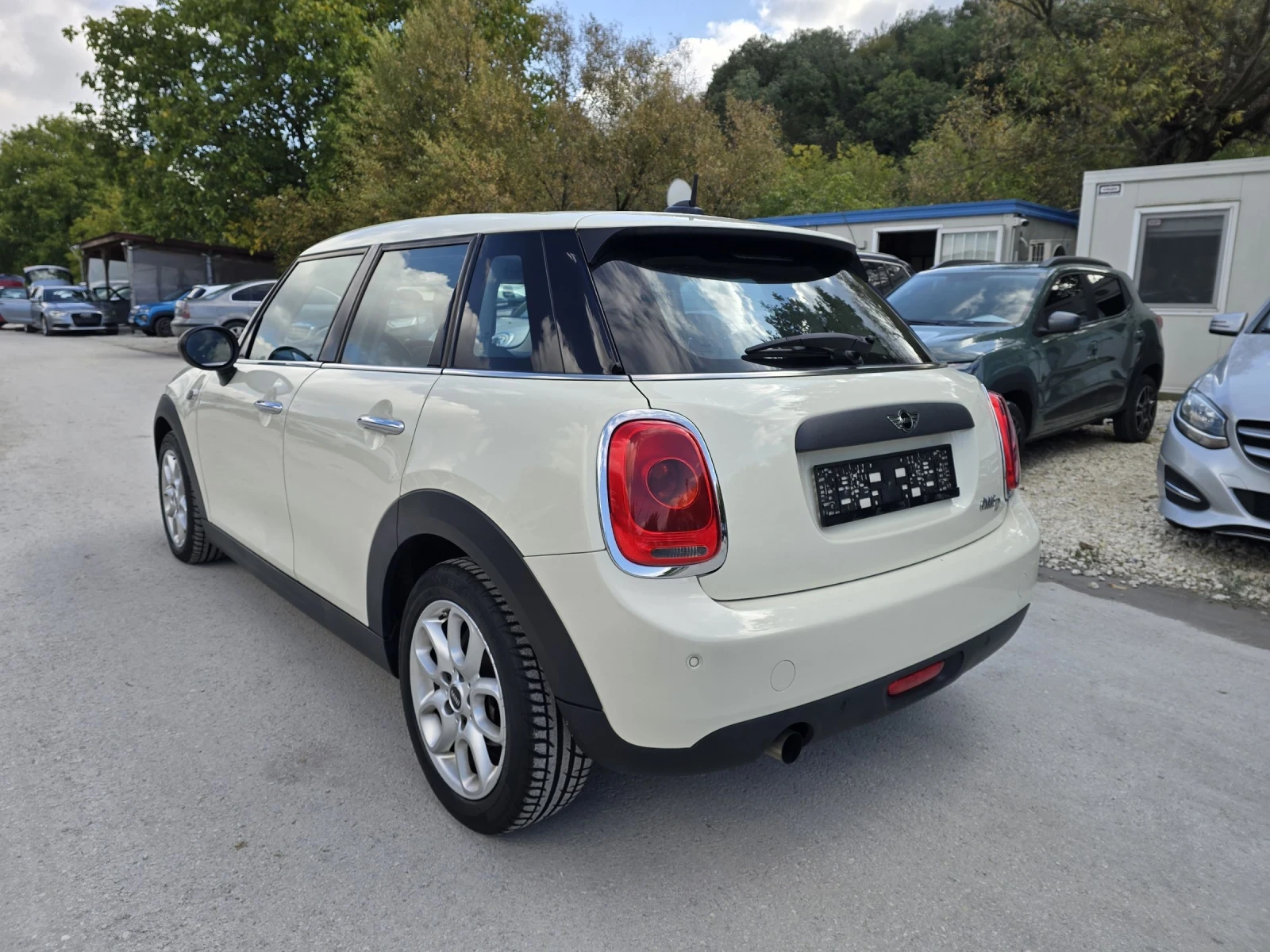 Mini D one 1.5d 95к.с Топ състояние  - изображение 3