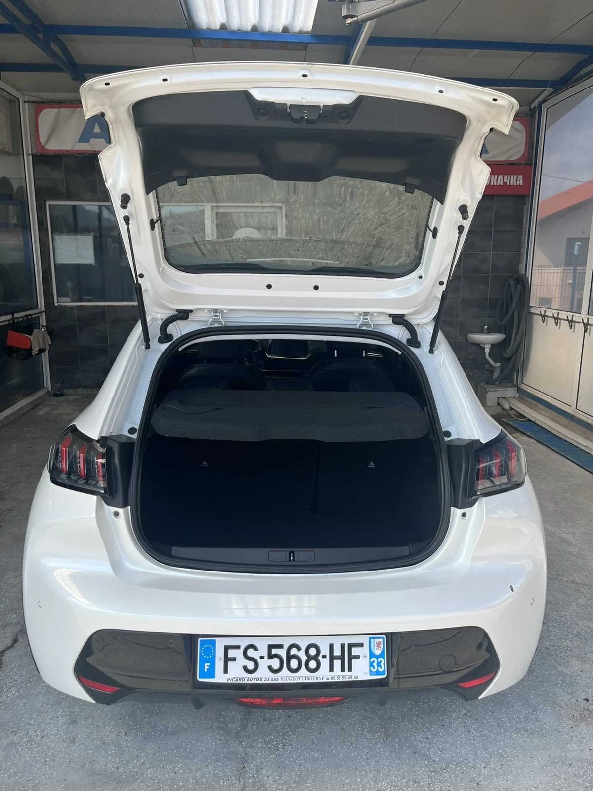 Peugeot 208  - изображение 5