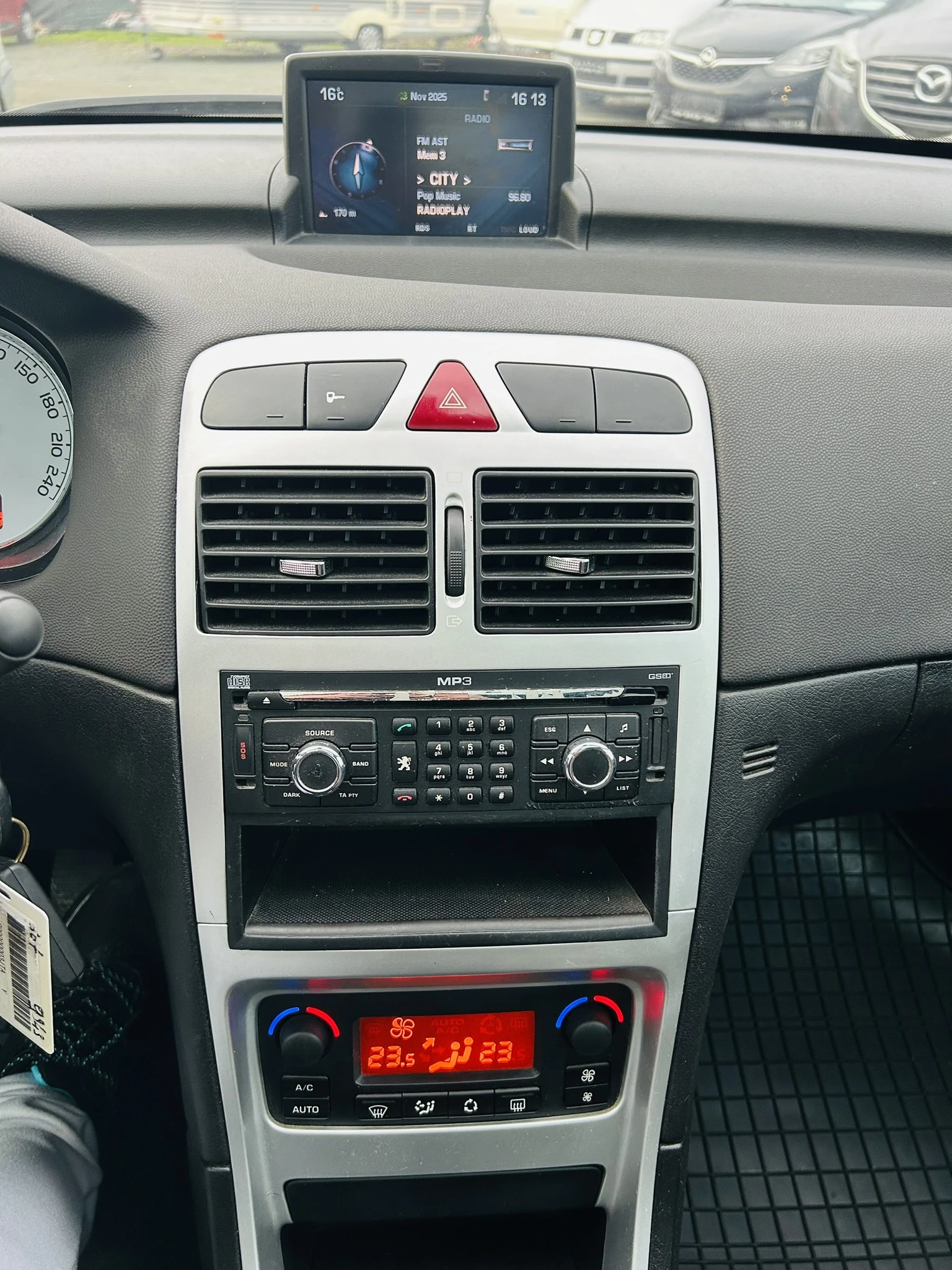 Peugeot 307 1.6i LPG* Panorama* Tempomat | Mobile.bg   15