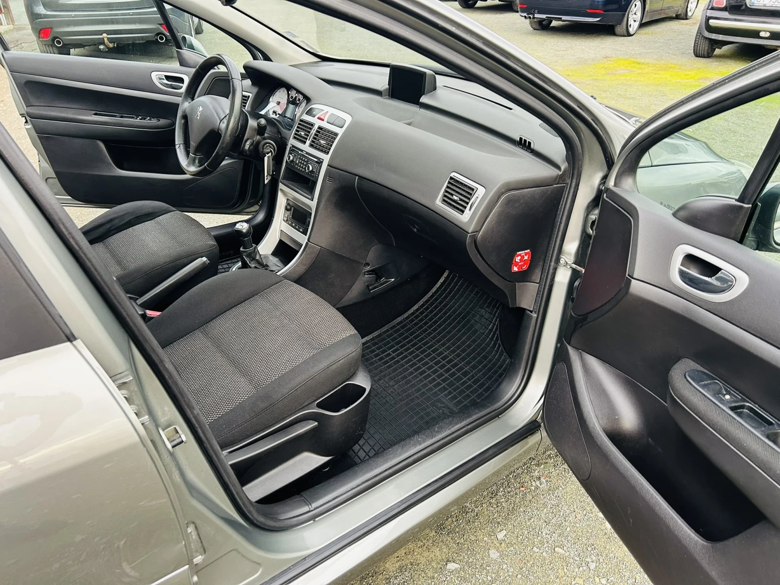 Peugeot 307 1.6i LPG* Panorama* Tempomat | Mobile.bg   12