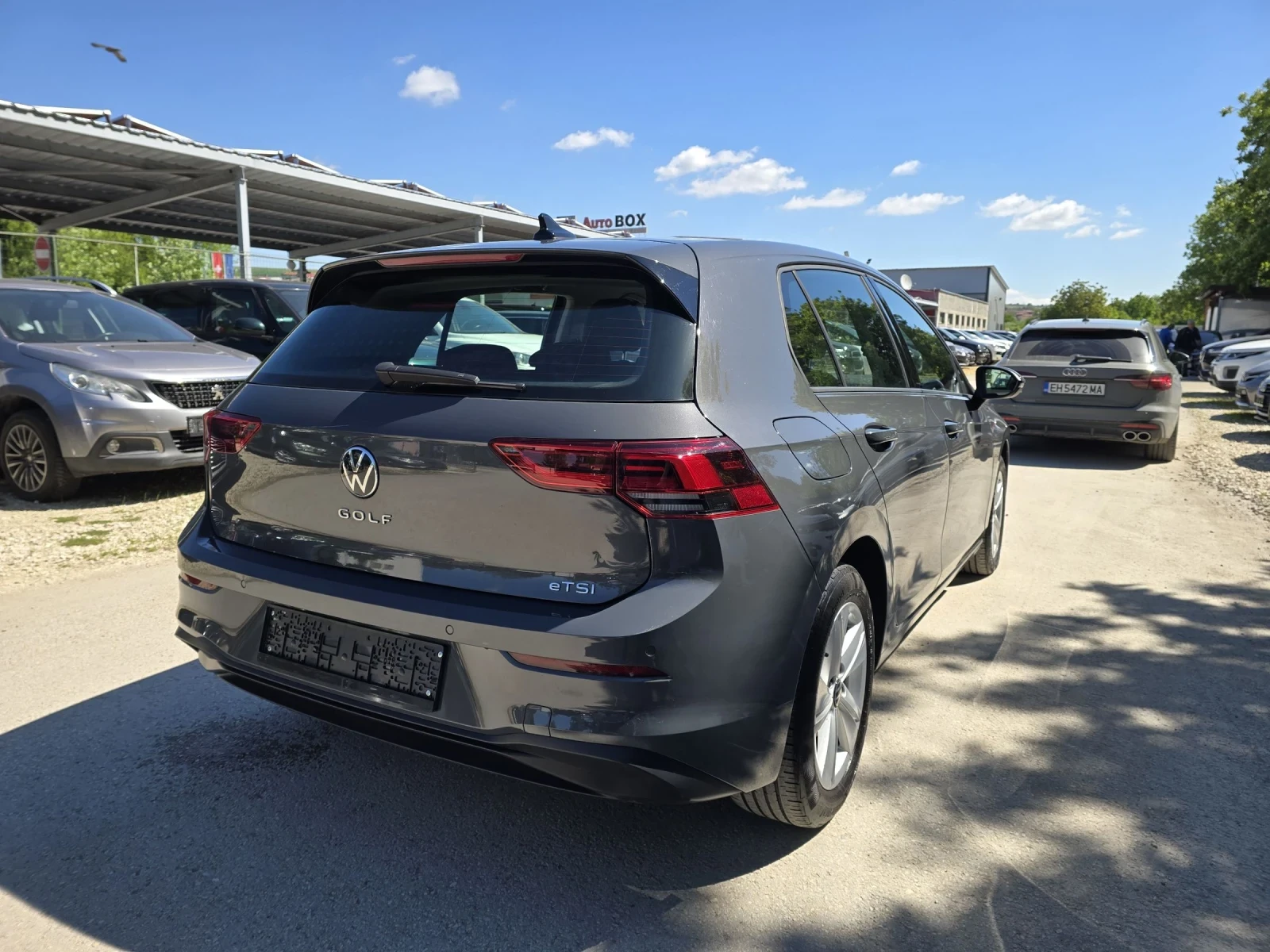 VW Golf 1.0ETSI LIFE 110к.с DSG, снимка 4 - Автомобили и джипове - 52663959