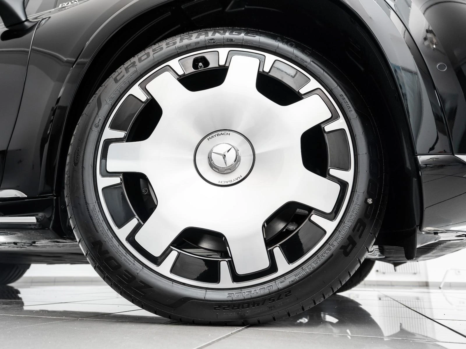 Mercedes-Benz EQS 680 SUV/MAYBACH/FIRST CLASS/BURM 4D/TV/PANO/ - изображение 6