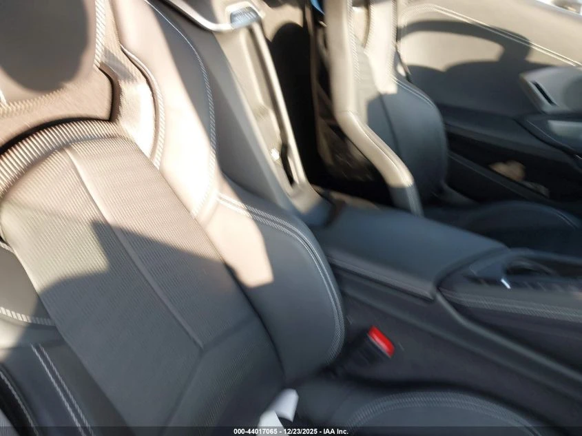 Chevrolet Corvette 6.2l Stingray Rwd 2Lt - изображение 8