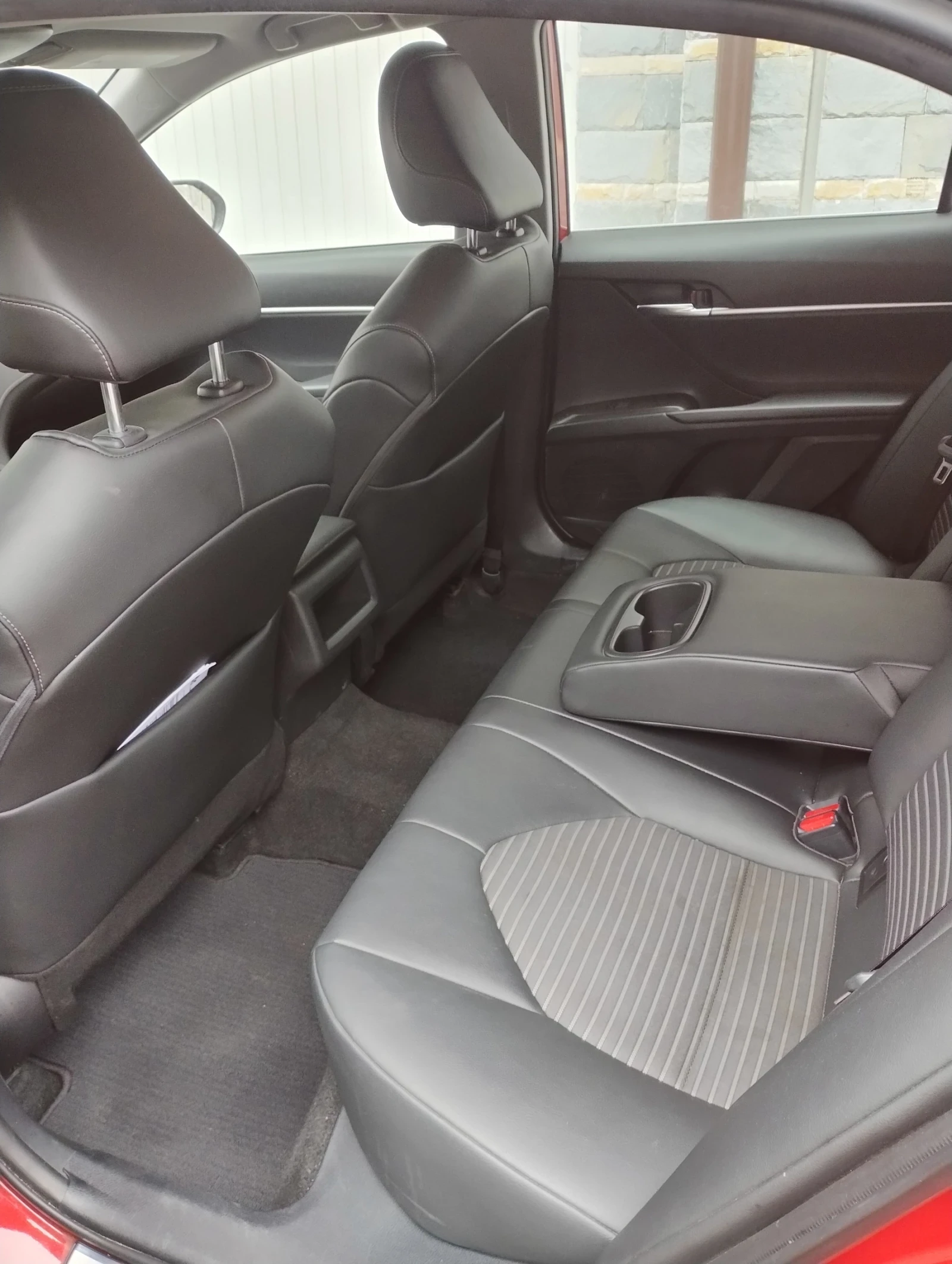 Toyota Camry 2.5, снимка 11 - Автомобили и джипове - 53864998