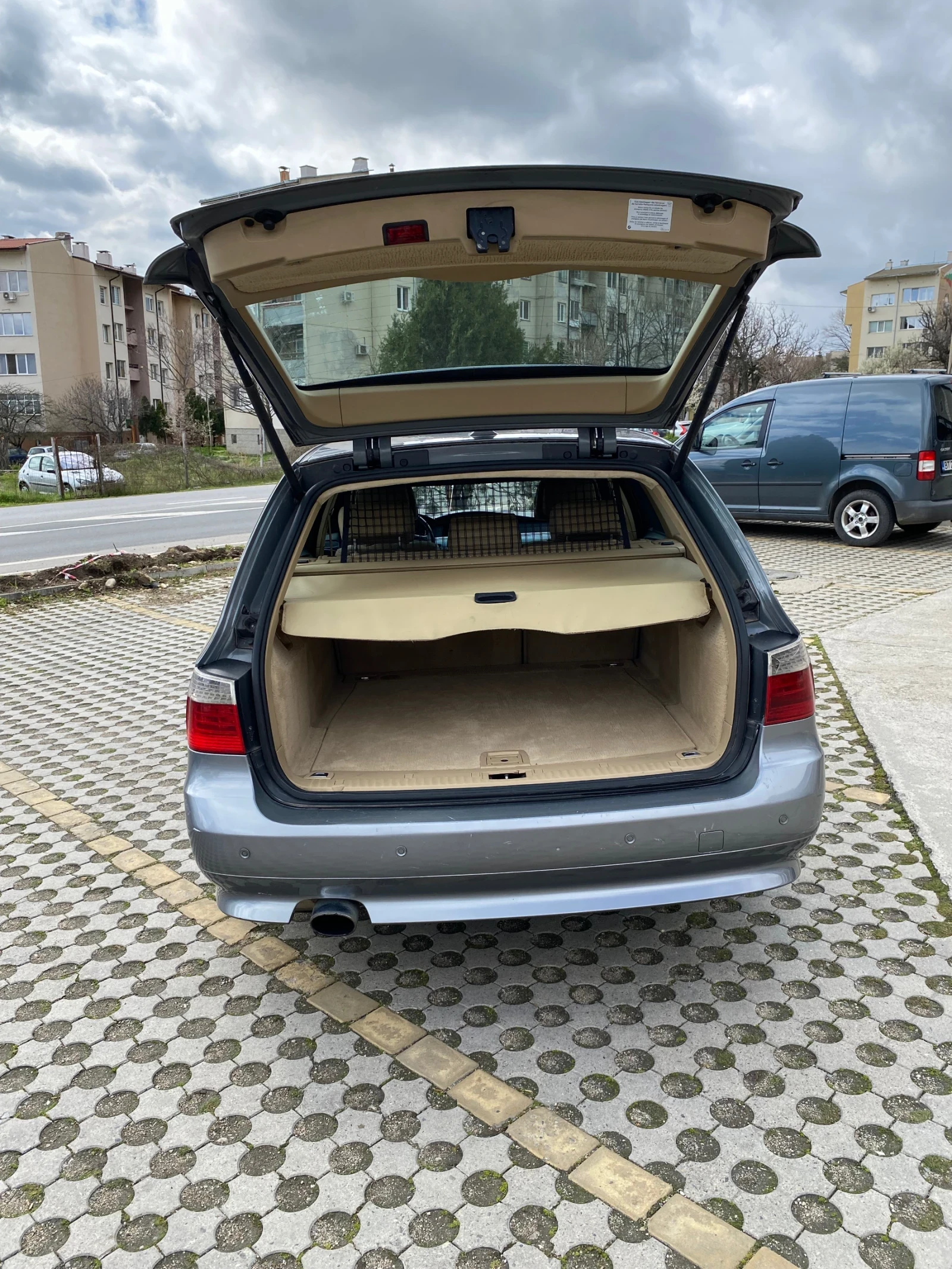 BMW 520 520d automatic , снимка 12 - Автомобили и джипове - 54095331