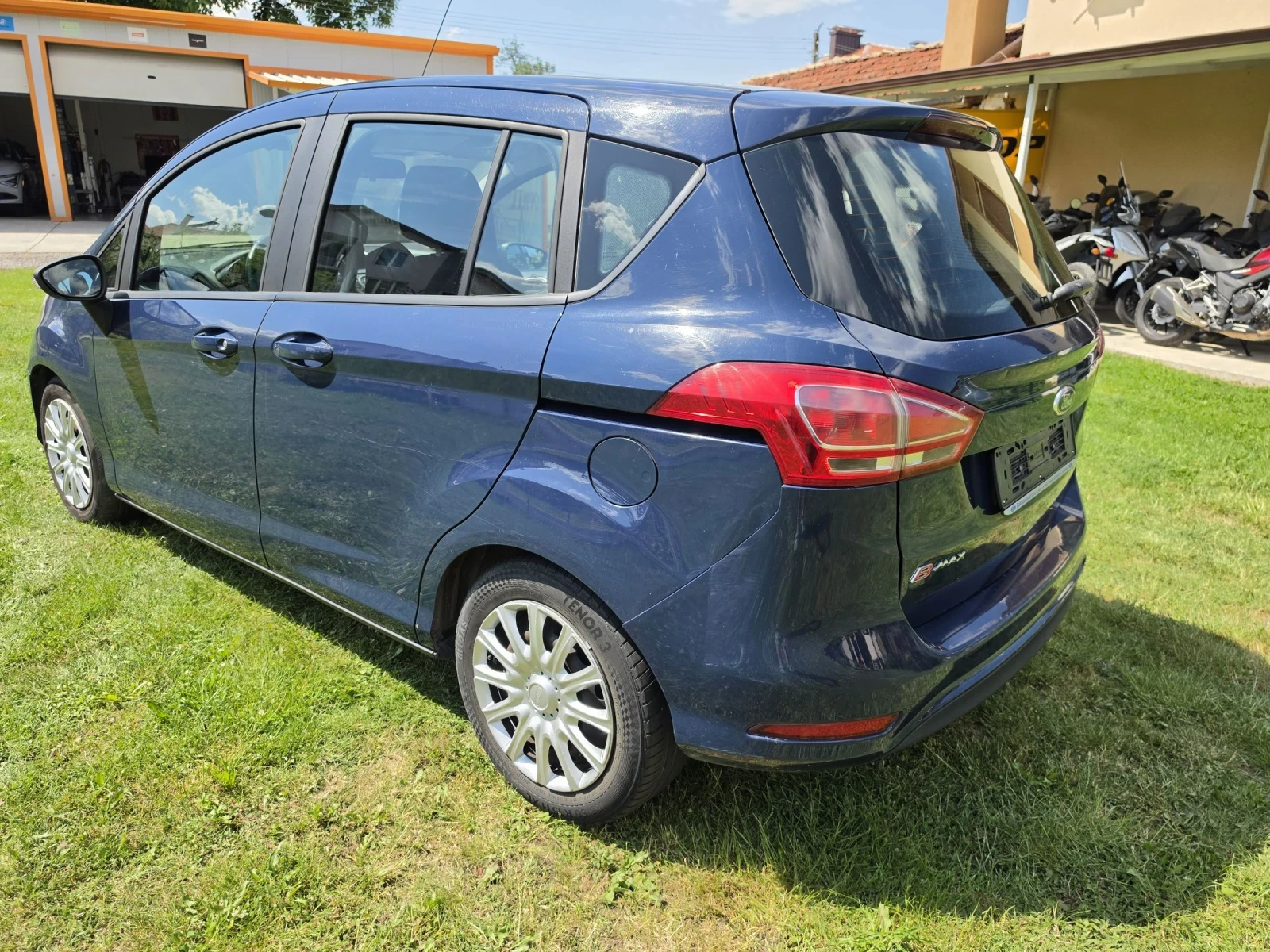 Ford B-Max  1.4i-90кс-Газ/Бензин Евро5В, снимка 3 - Автомобили и джипове - 54676471