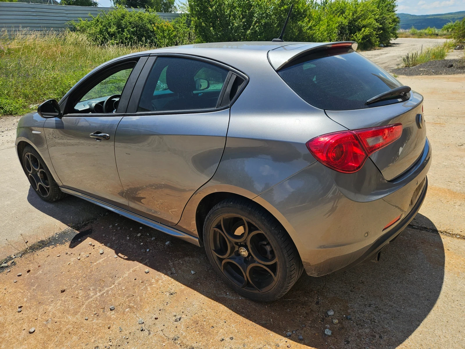 Alfa Romeo Giulietta 1.4бензин-120кс 2018год- На части, снимка 15 - Автомобили и джипове - 55001273