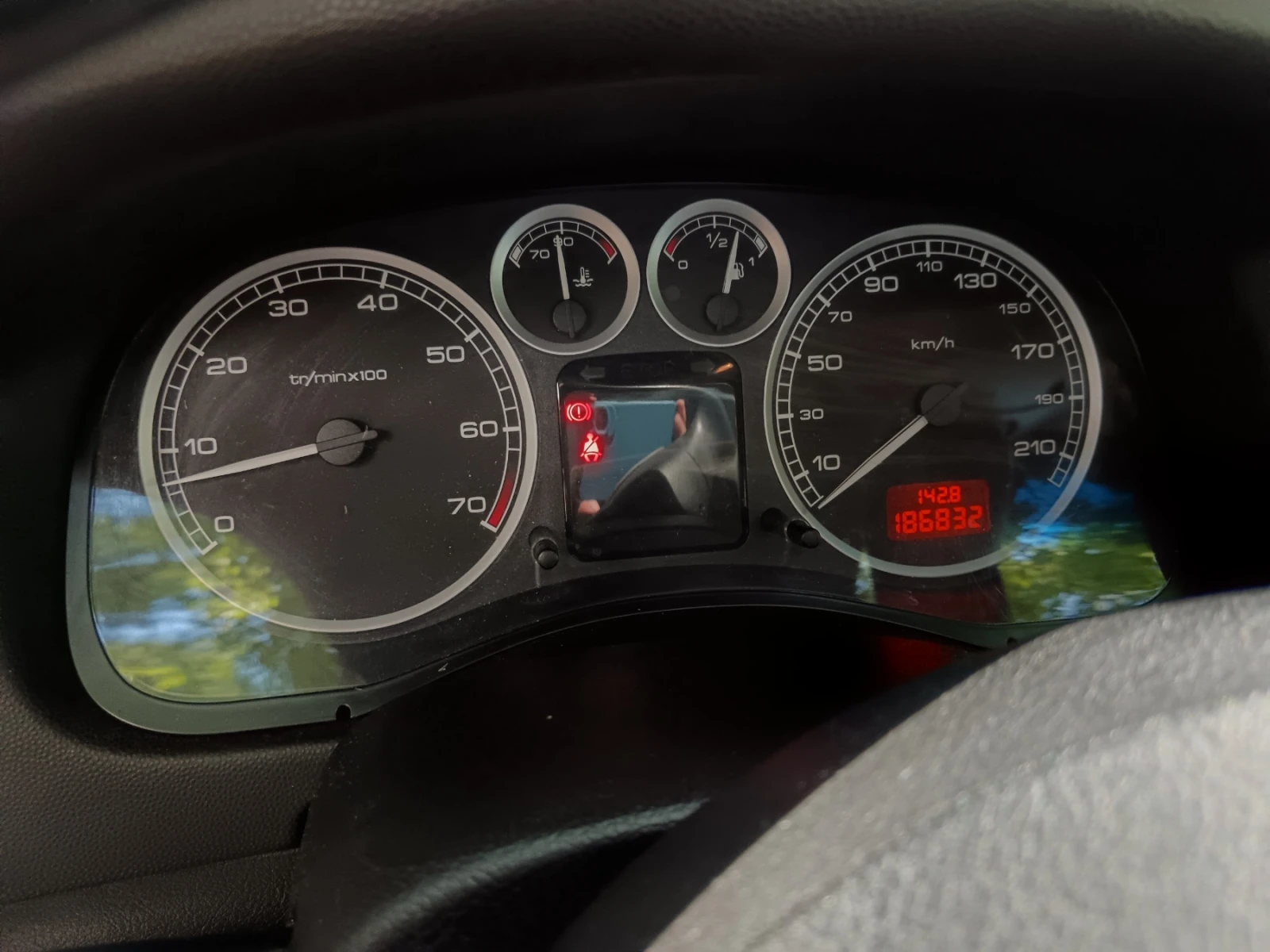 Peugeot 307, снимка 8 - Автомобили и джипове - 55647793