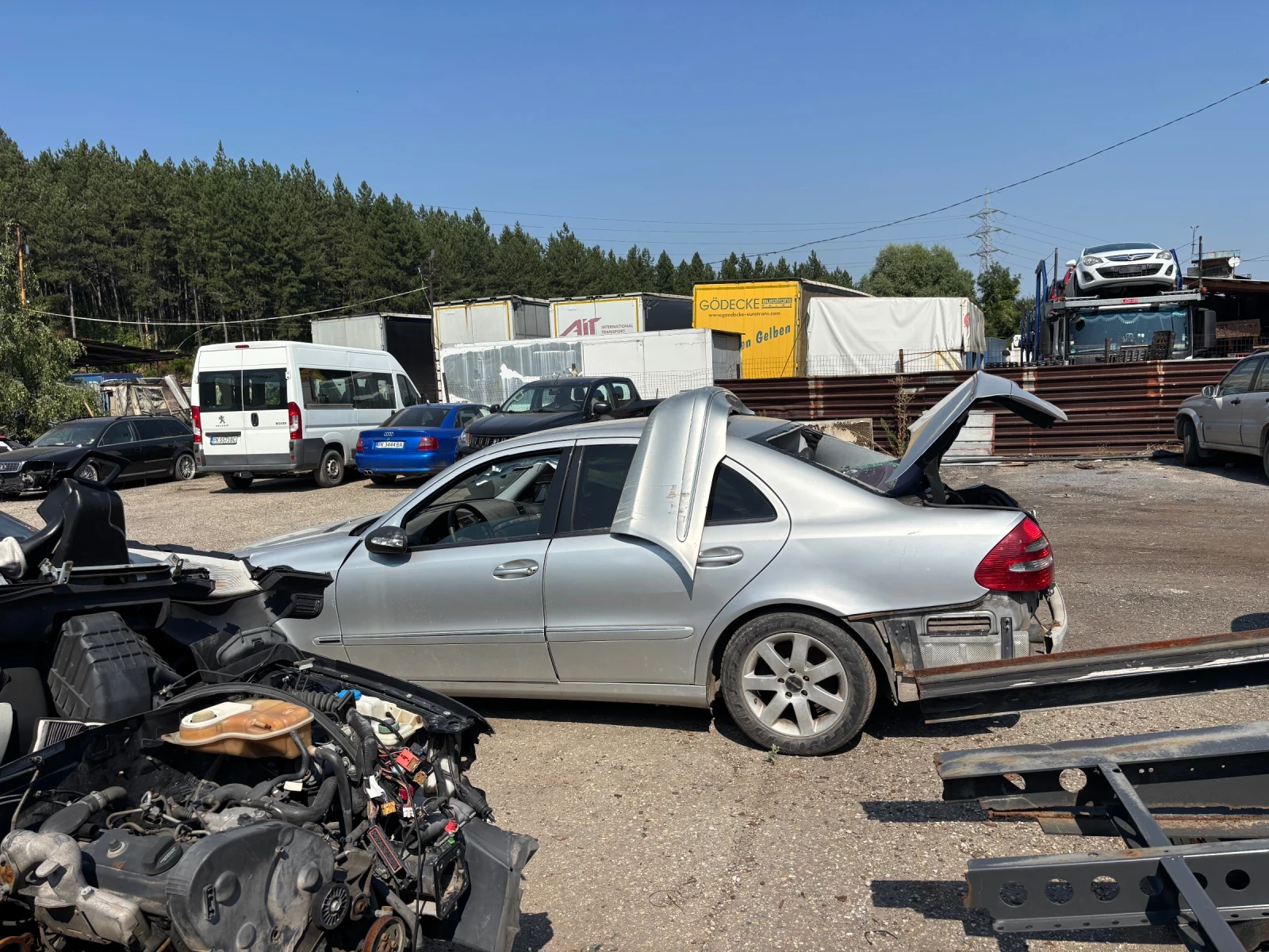 Mercedes-Benz E 220 2.2 cdi 150 cc , снимка 2 - Автомобили и джипове - 55583674
