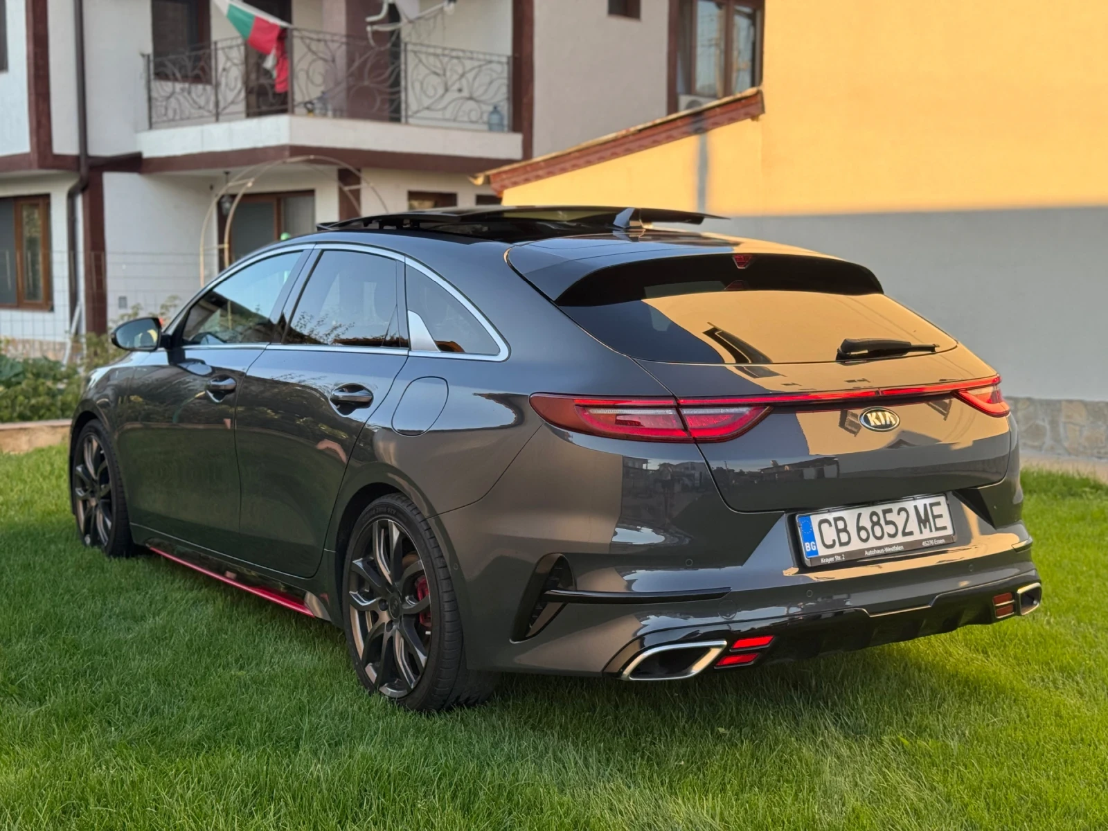 Kia Pro ceed GT 1.6 T-GDI 7DCT, снимка 2 - Автомобили и джипове - 55843598