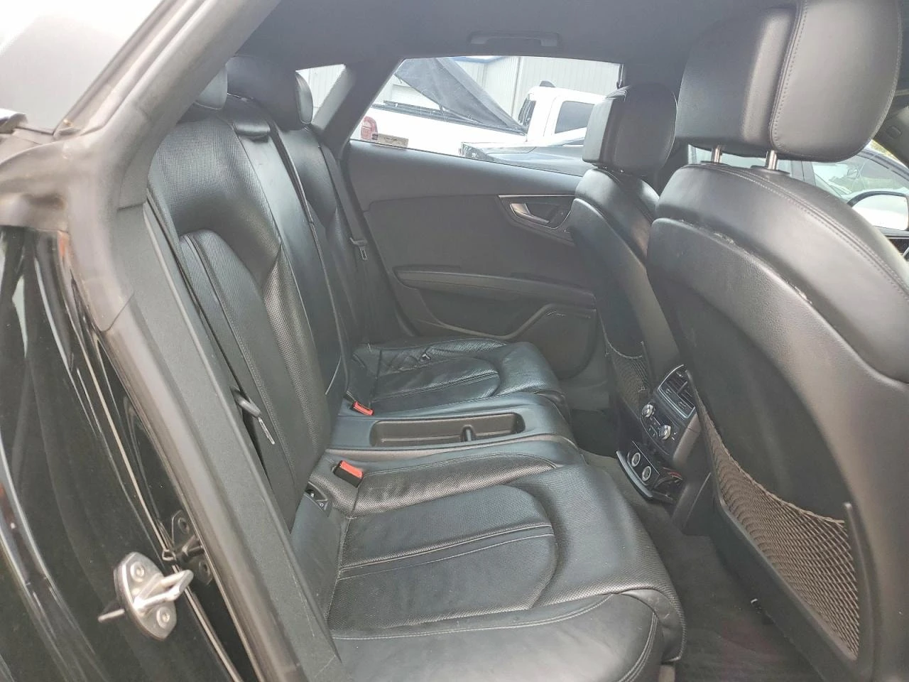 Audi S7  quattro / Carfax / Автокредит , снимка 10 - Автомобили и джипове - 56032061