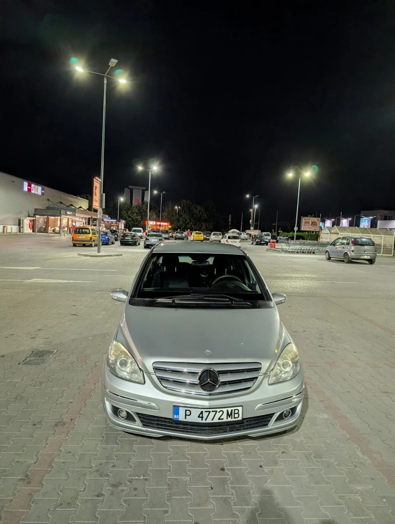 Mercedes-Benz B 180, снимка 5 - Автомобили и джипове - 56663479