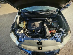 Mitsubishi Outlander 2.2DID AUTOMAT 7-Места, снимка 14