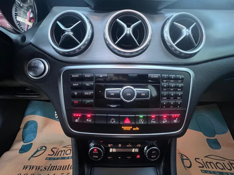 Mercedes-Benz GLA 250 AMG 211кс Панорама Keyles-go Нави Серв.книжка, снимка 14 - Автомобили и джипове - 47806974