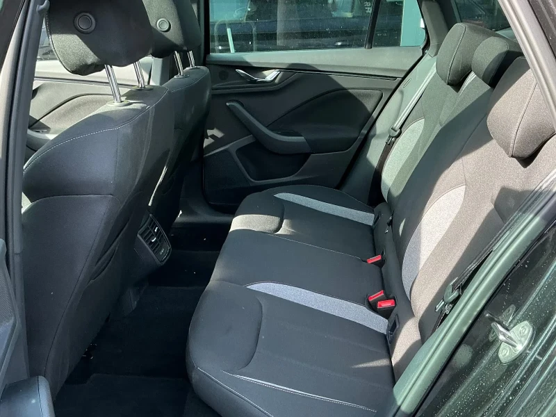 Skoda Kamiq 1.5 TSI DSG , снимка 7 - Автомобили и джипове - 53201415