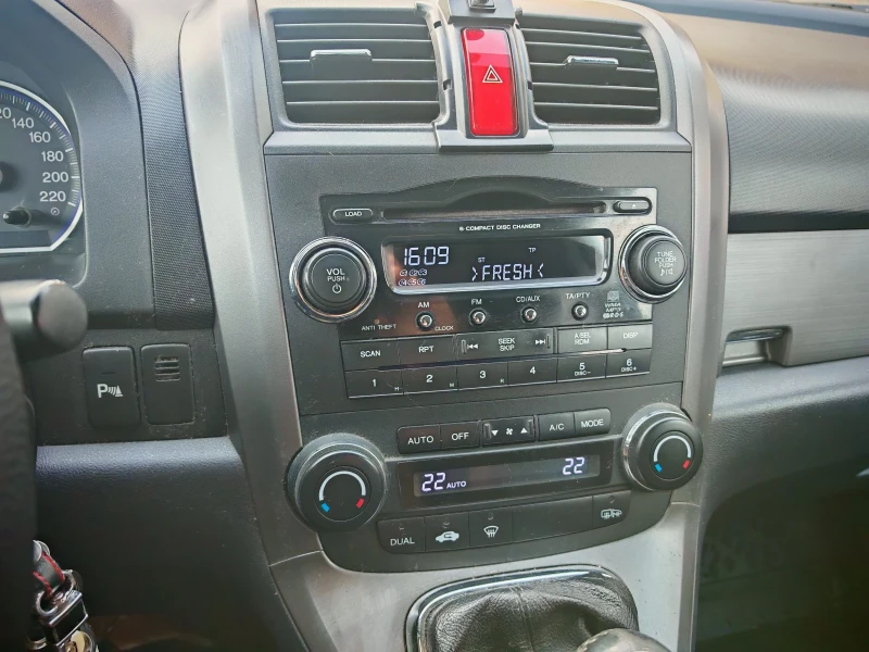 Honda Cr-v 3. 2.2, снимка 10 - Автомобили и джипове - 53236886