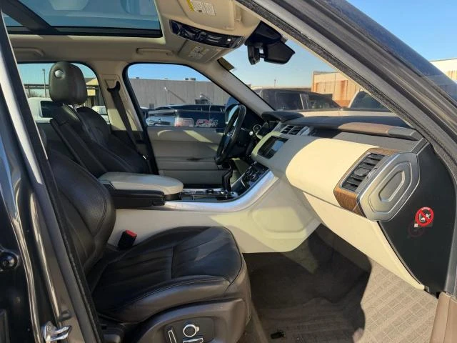 Land Rover Discovery 3.0L 6 4x4 w/Rear Wheel Drv, снимка 5 - Автомобили и джипове - 53224612