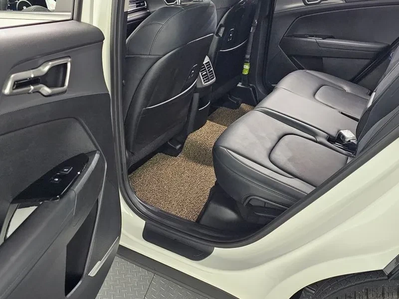 Kia Sportage Noblesse, снимка 10 - Автомобили и джипове - 55186569
