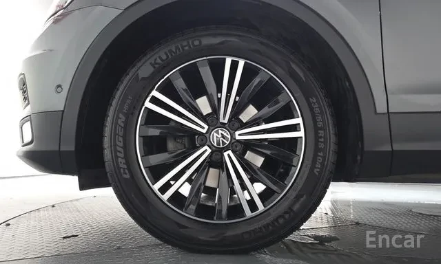 VW Tiguan PRESTIGE / 53K KM / 360/ HUD / PANO / ЛИЗИНГ, снимка 5 - Автомобили и джипове - 55696090
