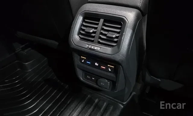 VW Tiguan PRESTIGE / 53K KM / 360/ HUD / PANO / ЛИЗИНГ, снимка 16 - Автомобили и джипове - 55696090
