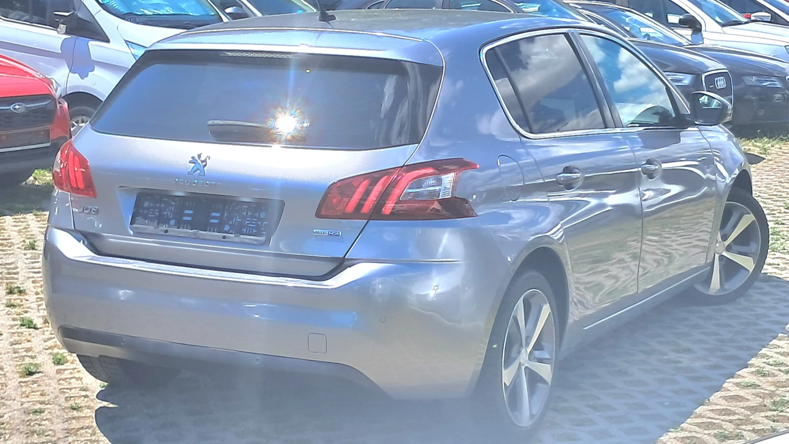 Peugeot 308 FULL РЕАЛ КМ ИЗКЛЮЧИТЕЛО СЕРВИ КНИЖ УНИКТ LED НАВИ, снимка 5 - Автомобили и джипове - 16524219