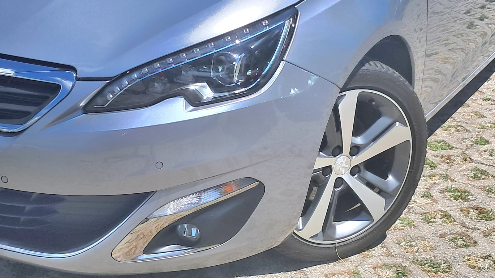 Peugeot 308 FULL РЕАЛ КМ ИЗКЛЮЧИТЕЛО СЕРВИ КНИЖ УНИКТ LED НАВИ, снимка 3 - Автомобили и джипове - 16524219