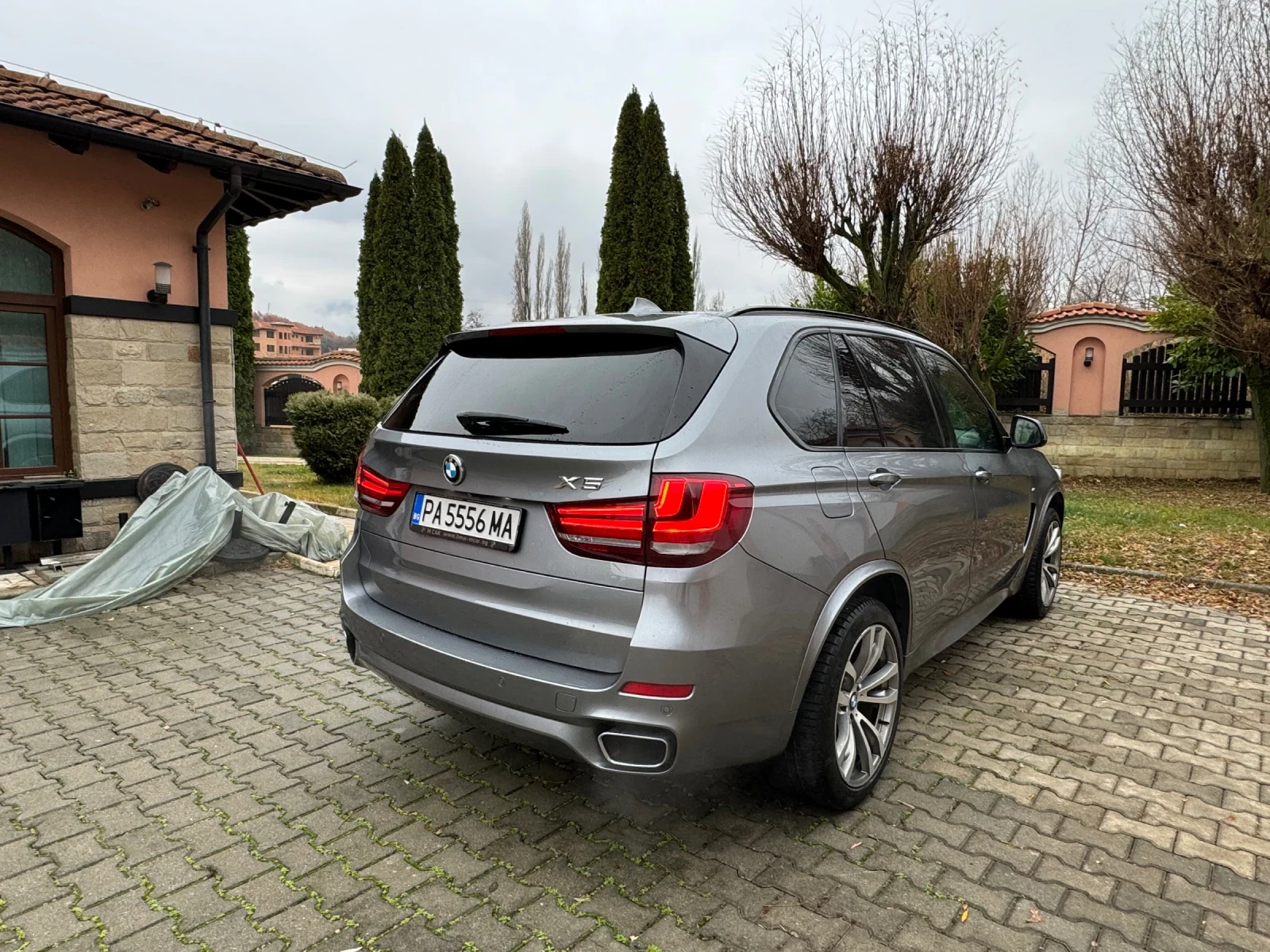 BMW X5 3.0d/Xdrive/Mpack/Keyless/Harman/Обдухване/TV - изображение 5