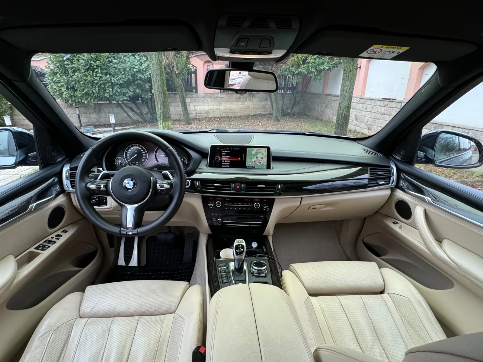 BMW X5 3.0d/Xdrive/Mpack/Keyless/Harman/Обдухване/TV - изображение 9